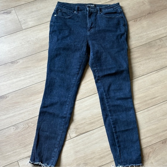 Judy Blue Dark Wash Jeans Size 11/30 Skinny Fit Stretch Raw Hem #JB88703 - Picture 2 of 8